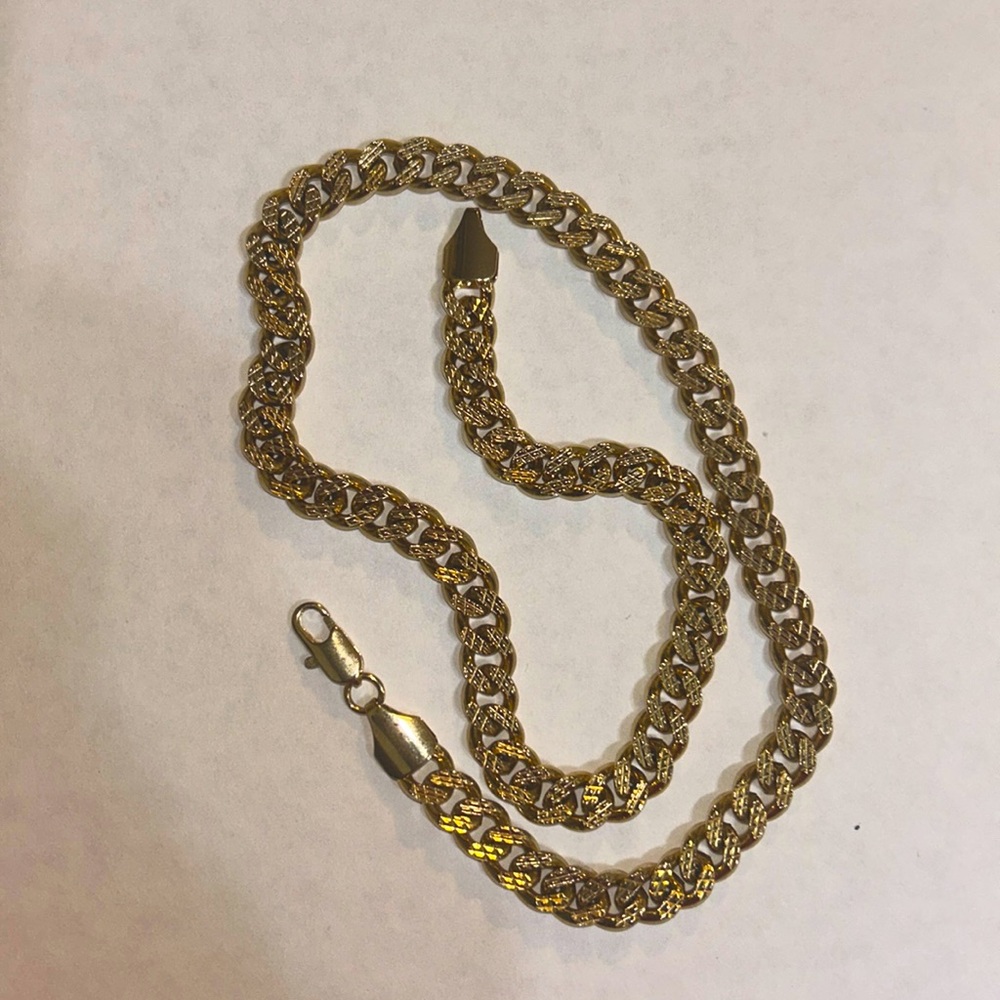 18inch men’s gold plated chain roughly 7mm